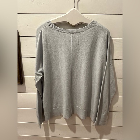 GAP Light Gray blue  Sweater size L - Picture 8 of 8